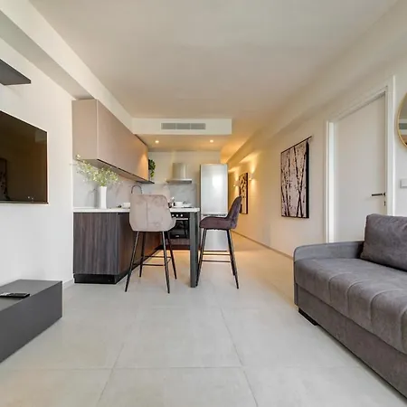 Modern 1 Bedroom In Mercury Suits Location Διαμέρισμα *